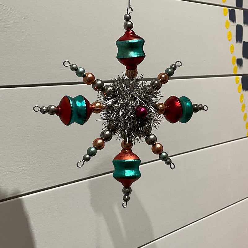 Holiday Ornament | Tinsel Starburst - assorted | 180 Degrees