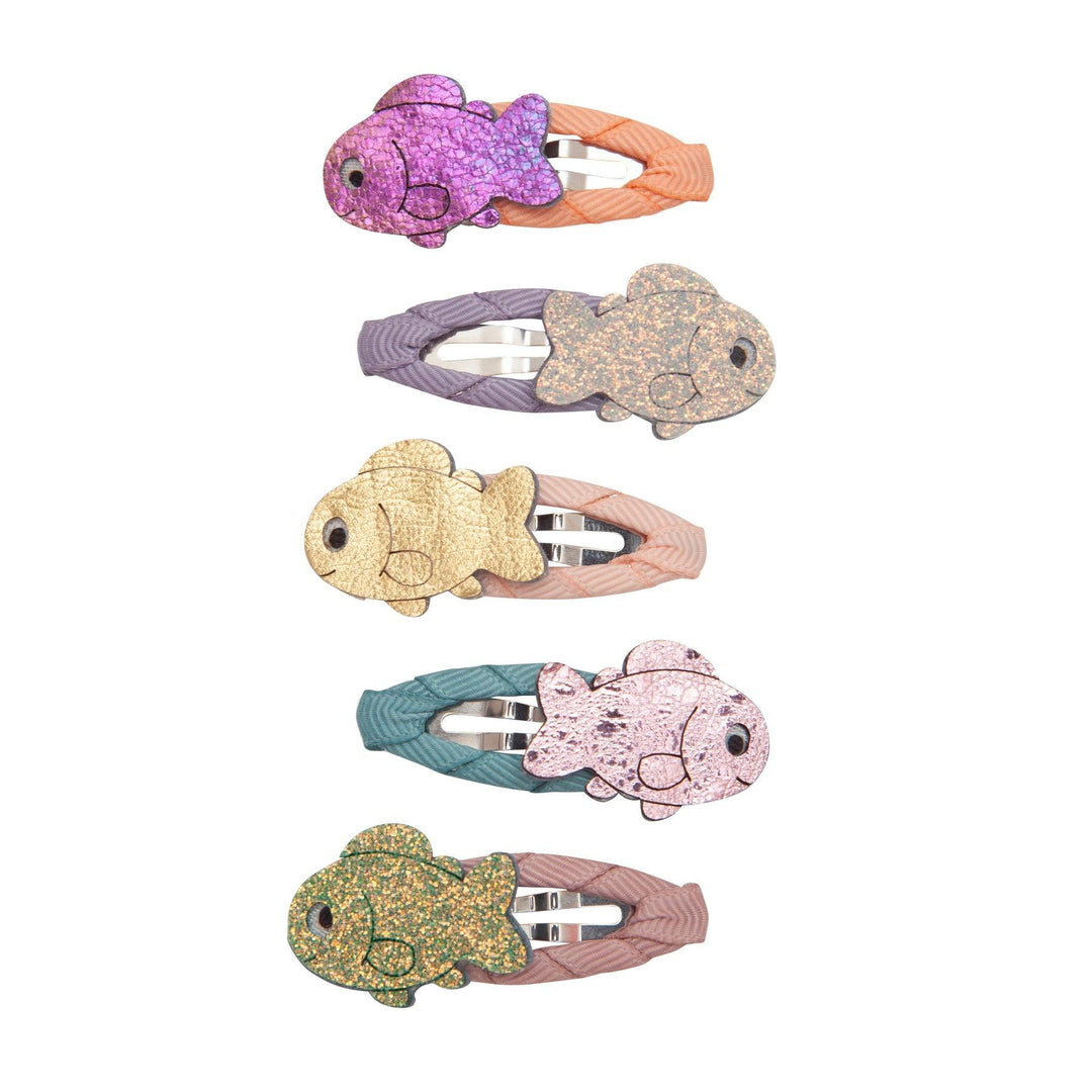set of 5 snap clips each with a fish on them and the goldfish is a different color. each are metallic. 