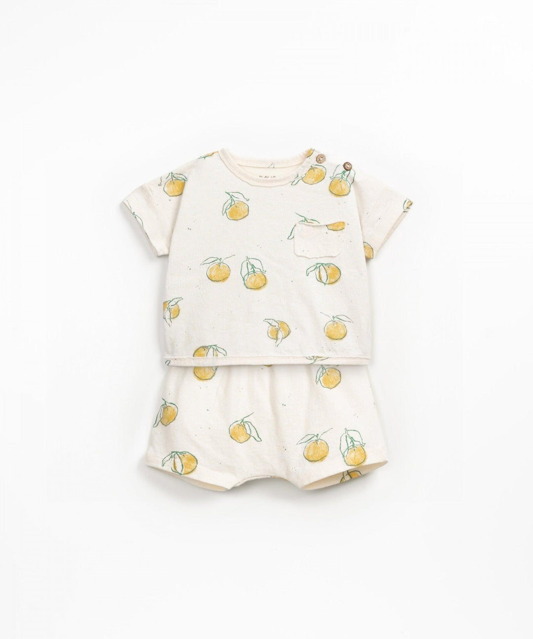 baby boy set with tee shirt and shorts in a lemon print and small pocket. 