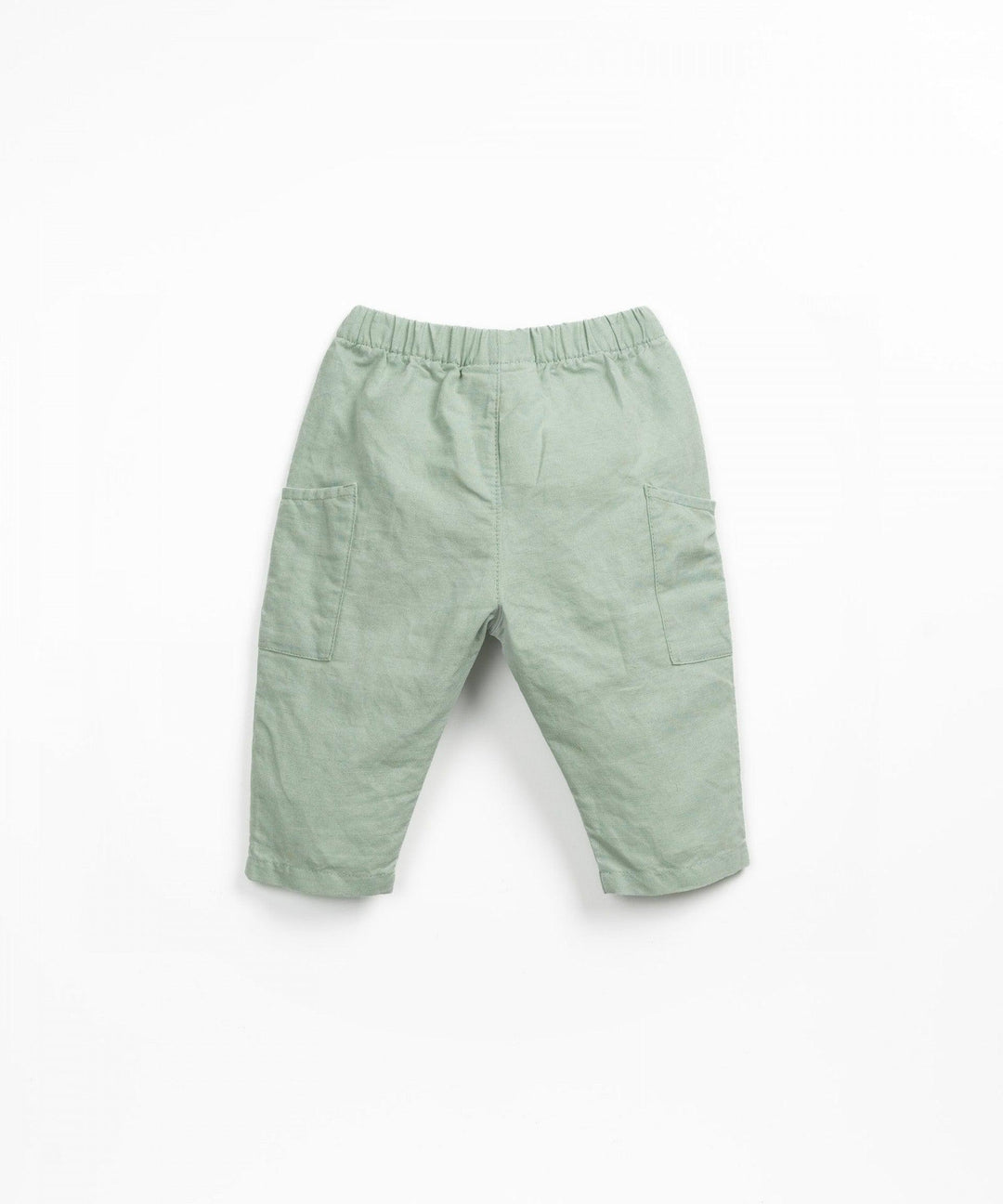 back of baby boy trousers with pockets on the side. 