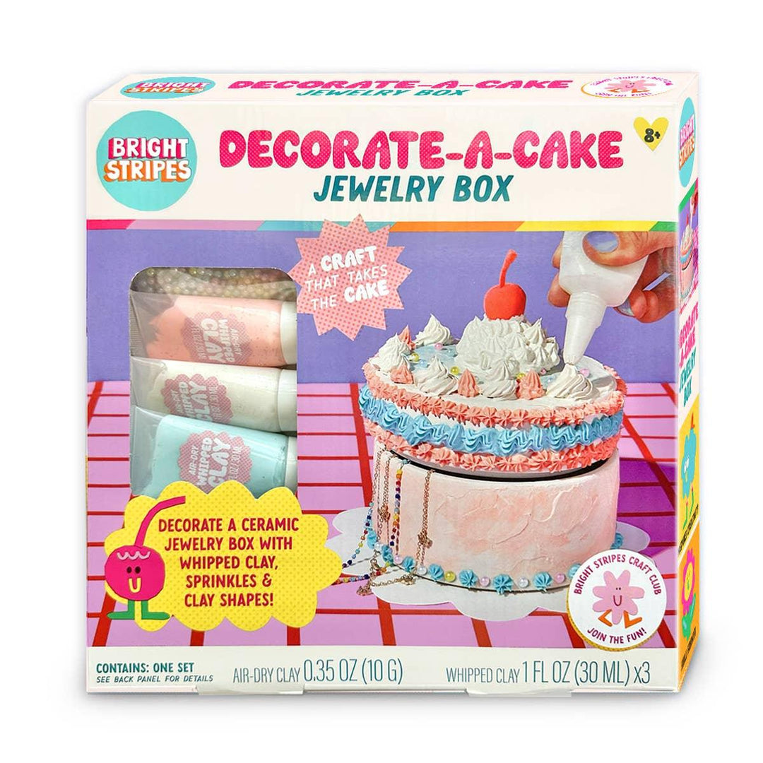 decorate a cake jewelry box in the packaging for the cake/jewelry box
