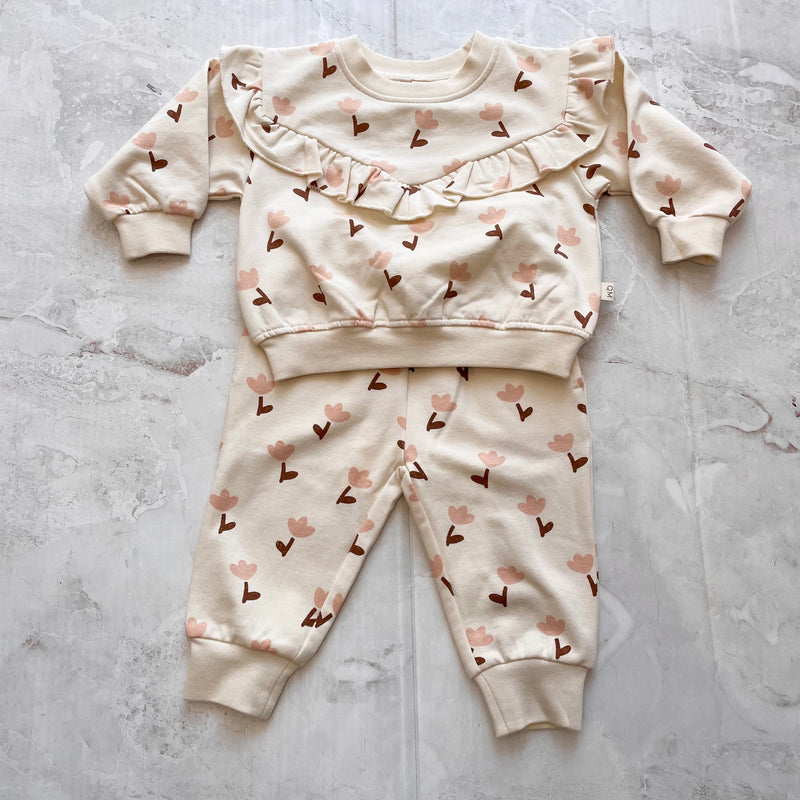 Baby Girl Sets | 2PCS: Ruffle Fleece Sweat set- Tulips | Quincy Mae