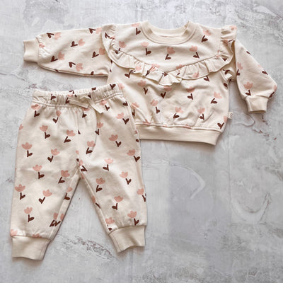 Baby Girl Sets | 2PCS: Ruffle Fleece Sweat set- Tulips | Quincy Mae