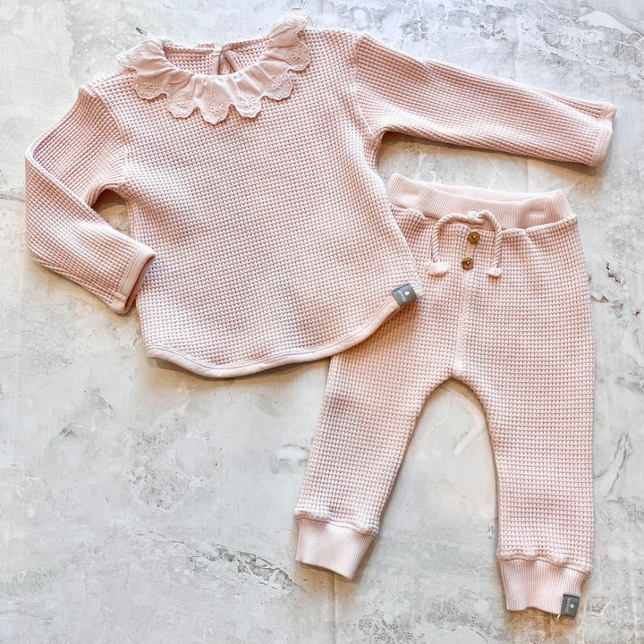 Baby Girl Set | Waffle w. Ruffle- light pink | Snug