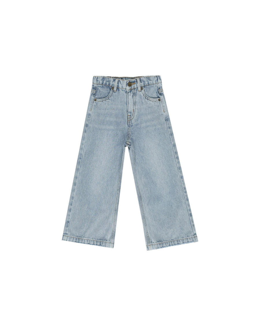 straight leg denim pant . light wash