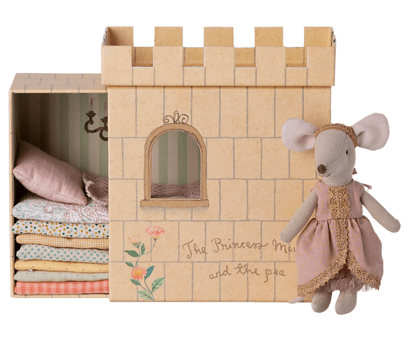 Heirloom Doll Playset | Princess and the Pea - Big Sister | Maileg - The Ridge Kids