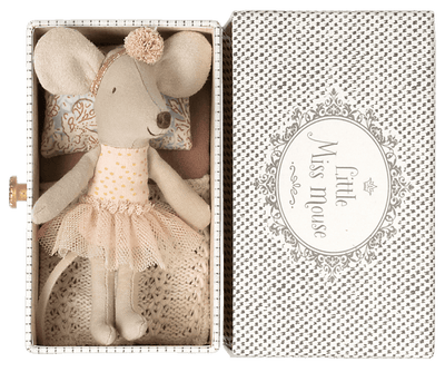 Heirloom Toys | Dance Mouse in Daybed | Maileg - The Ridge Kids