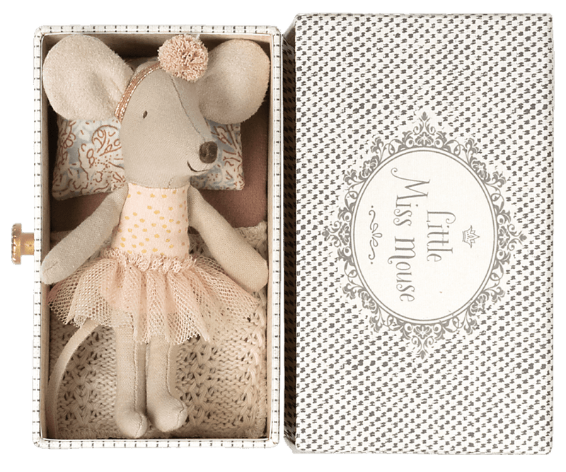 Heirloom Toys | Dance Mouse in Daybed | Maileg - The Ridge Kids