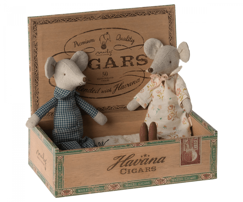 Heirloom Toys | Grandma and Grandpa Mice in Cigarbox | Maileg - The Ridge Kids