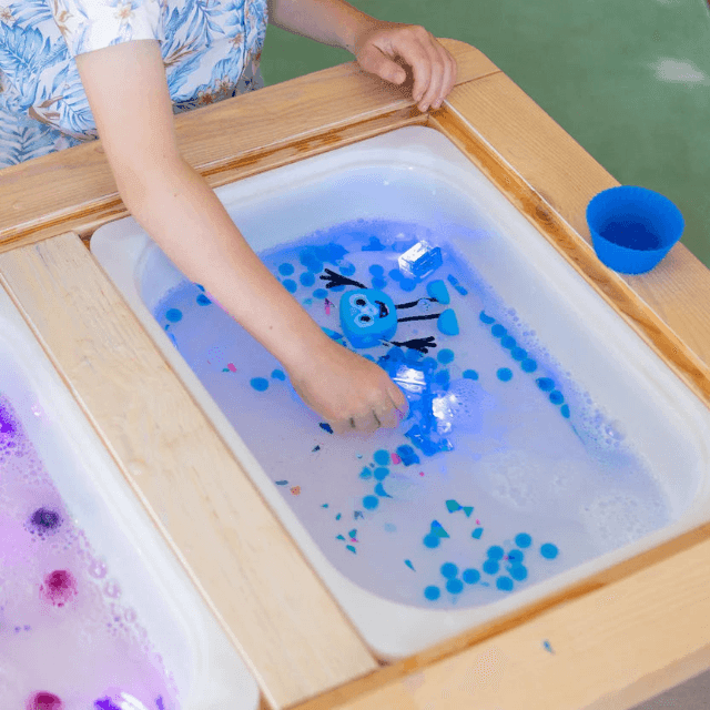 Kids Bath Toy | Light Up Bath Cubes - Blair | Glo Pals - The Ridge Kids