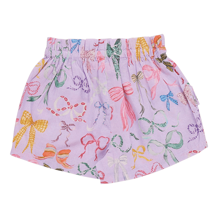 this is the back of the shorts, high wasit with different color bows: blue, yellow, pink, white purple and green. 
