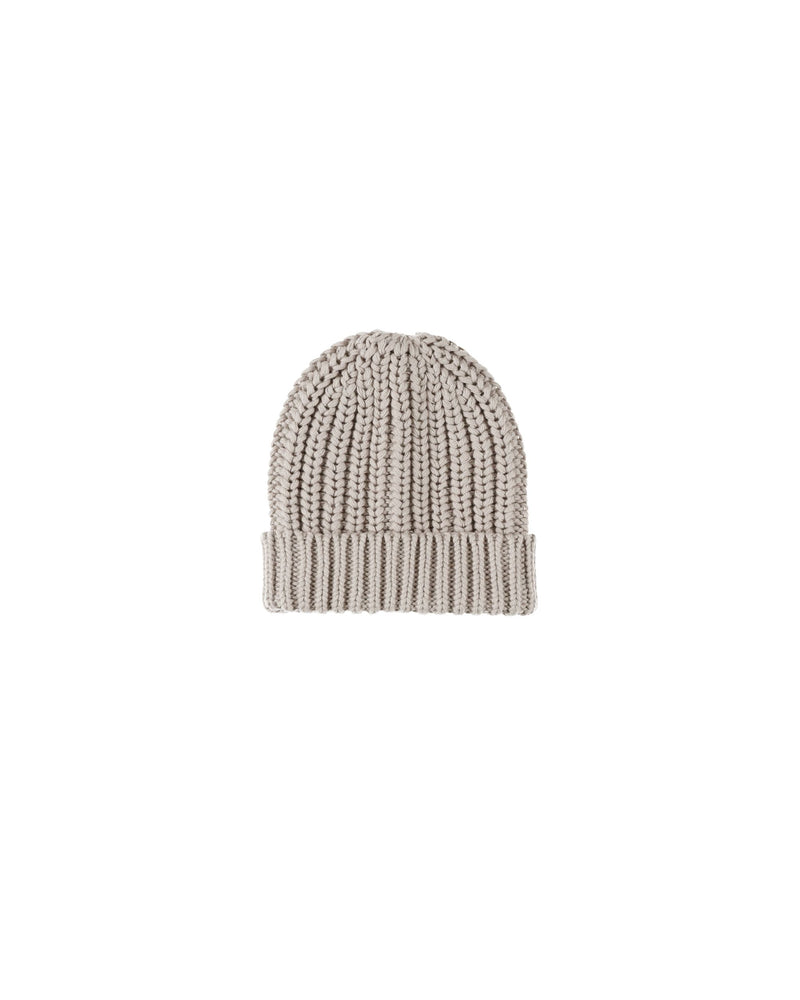 chunky knit beanie in light gray color 