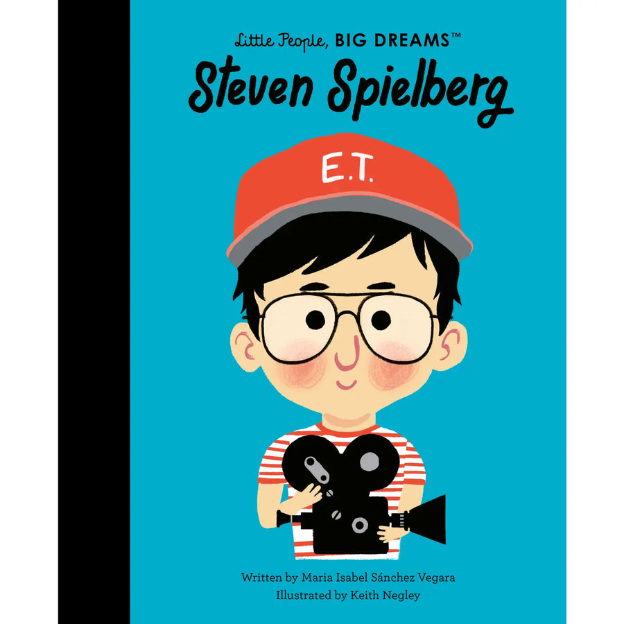 Book cover of 'Little People, BIG DREAMS: Steven Spielberg' with a cartoon illustration of a boy wearing an 'E.T.