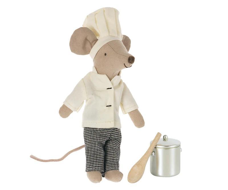 chef mouse complete with chef hat, soup pot and spoon. 
