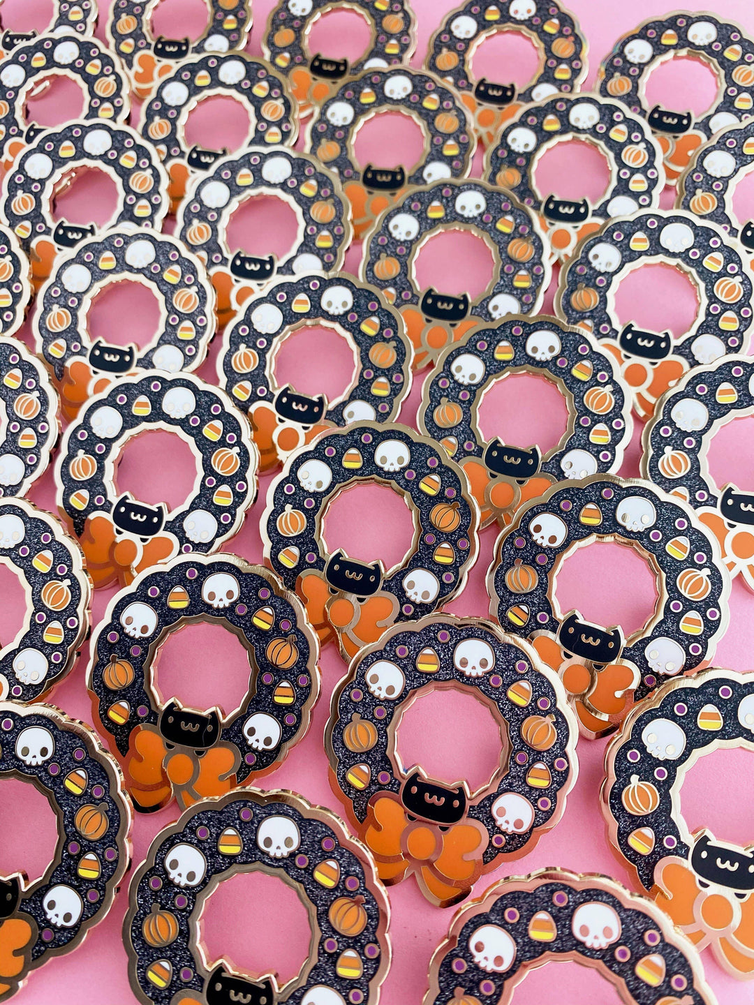 Enamel Pin | Halloween Wreath Glitter | The Pink Samuari - The Ridge Kids