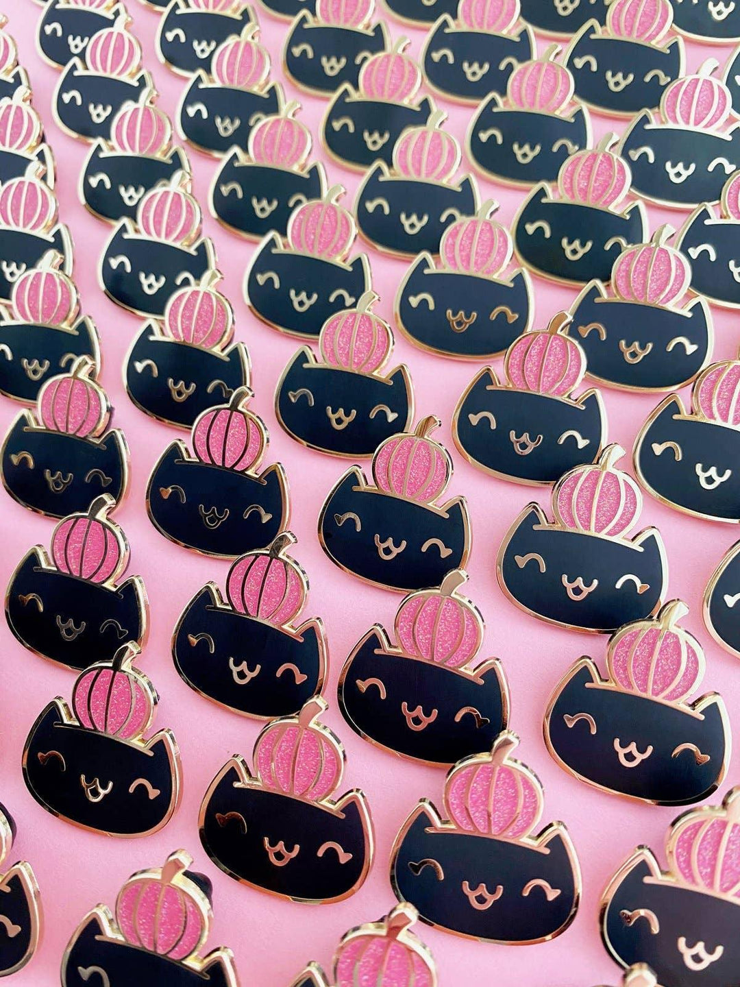 Enamel Pin |Halloween Black Cat with Pink Glitter Pumpkin | The Pink Samuari - The Ridge Kids