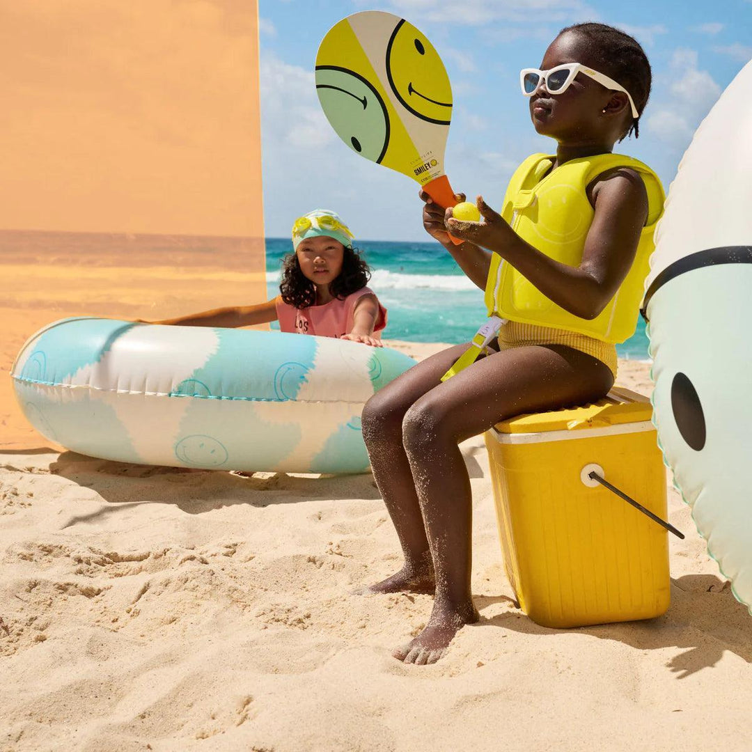 Outdoor Accessories | Beach Bats - Smiley | Sunny Life - The Ridge Kids